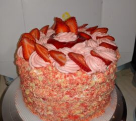 Strawberry Crumble Cake